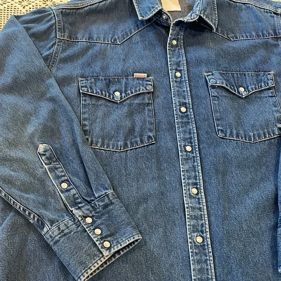 VTG Carhartt Rugged Denim Western Work Shirt Overshirt Pearl Snaps Yoke Pockets - Picture 7 of 14